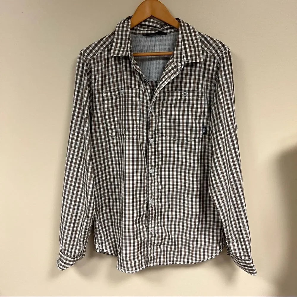The North face brown lightweight plaid button down M